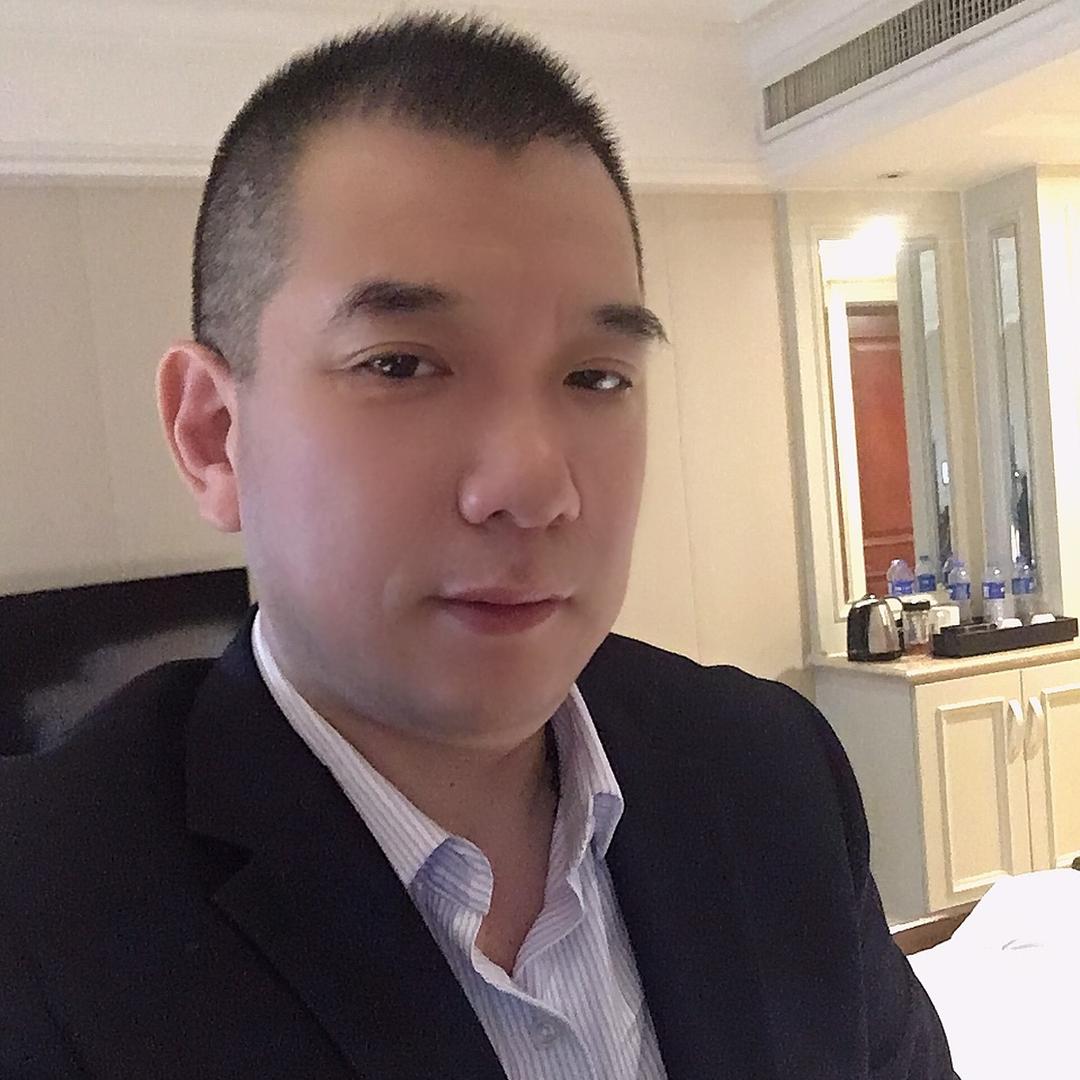 中哥&