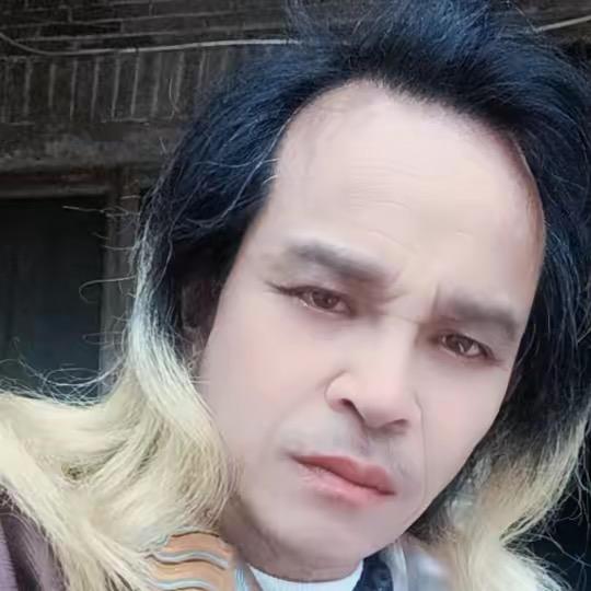 疯子锅：军哥🔥小号〈户外〉