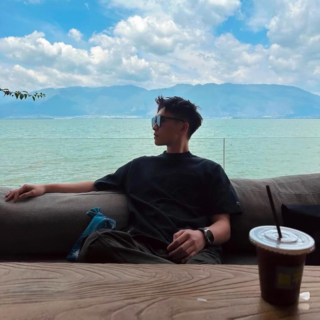 小杨学长在宜宾