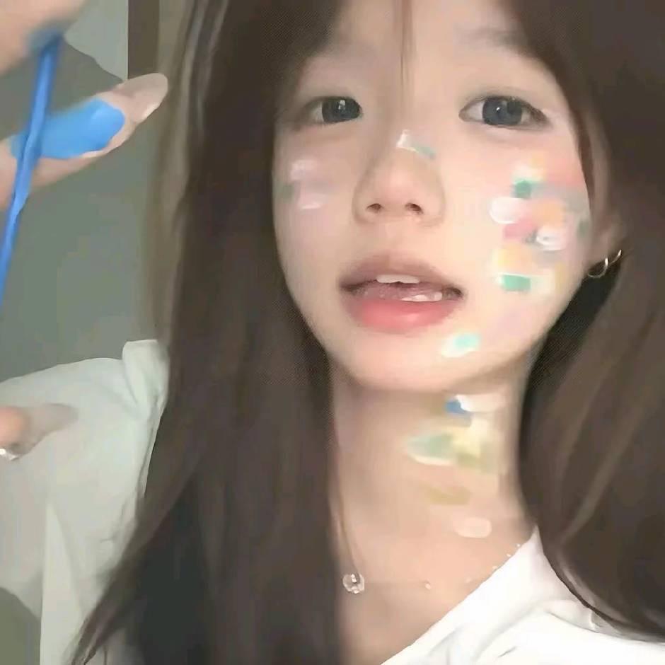 .晚睡的胡涂鬼.