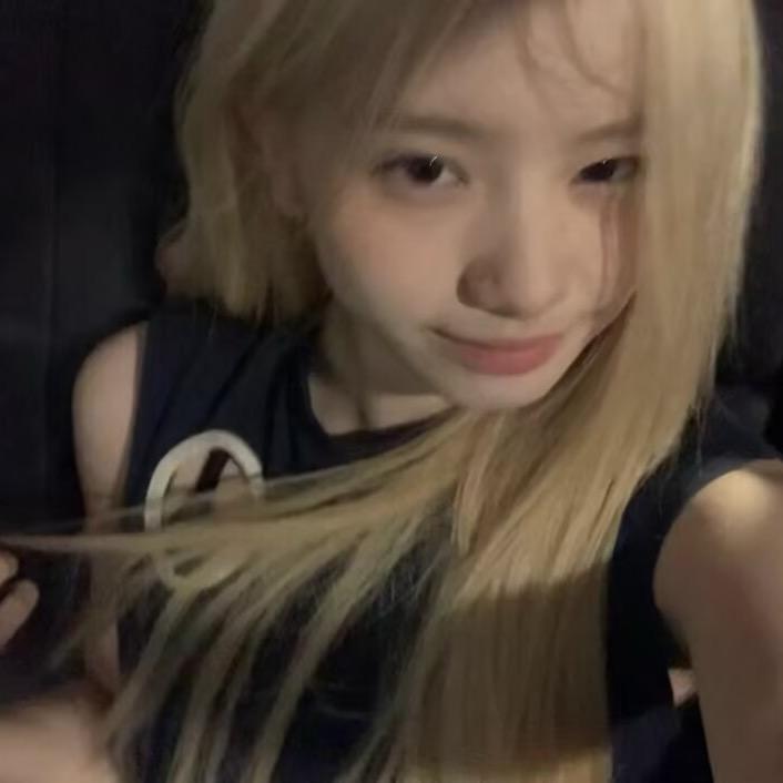 瑶瑶子^