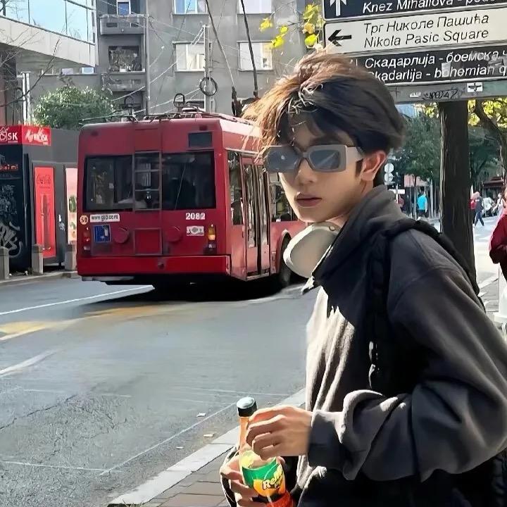 欧正麦兜潮玩