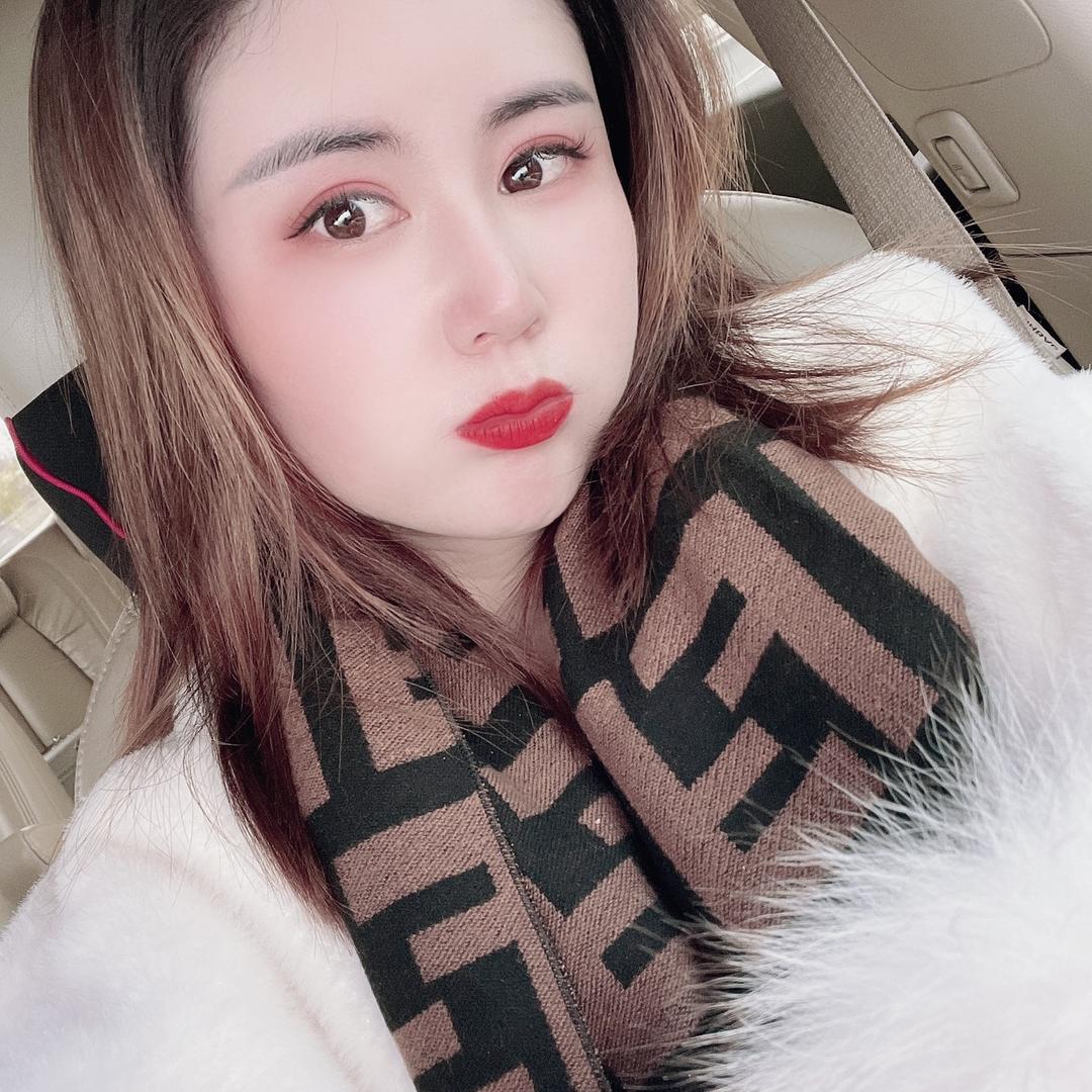小众美甲美睫