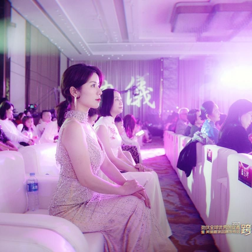 平江若曼莎万汇店