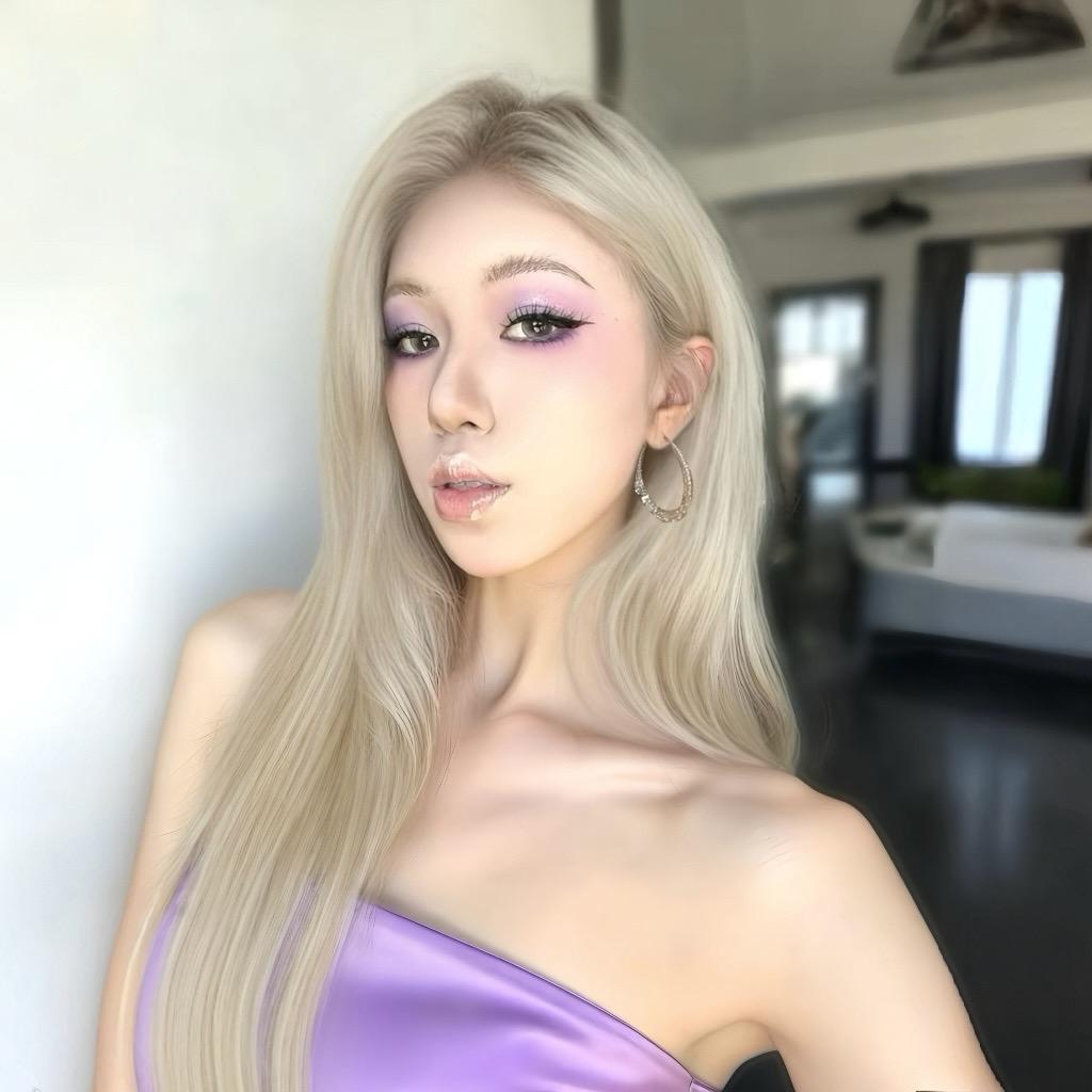 - 姚姚-