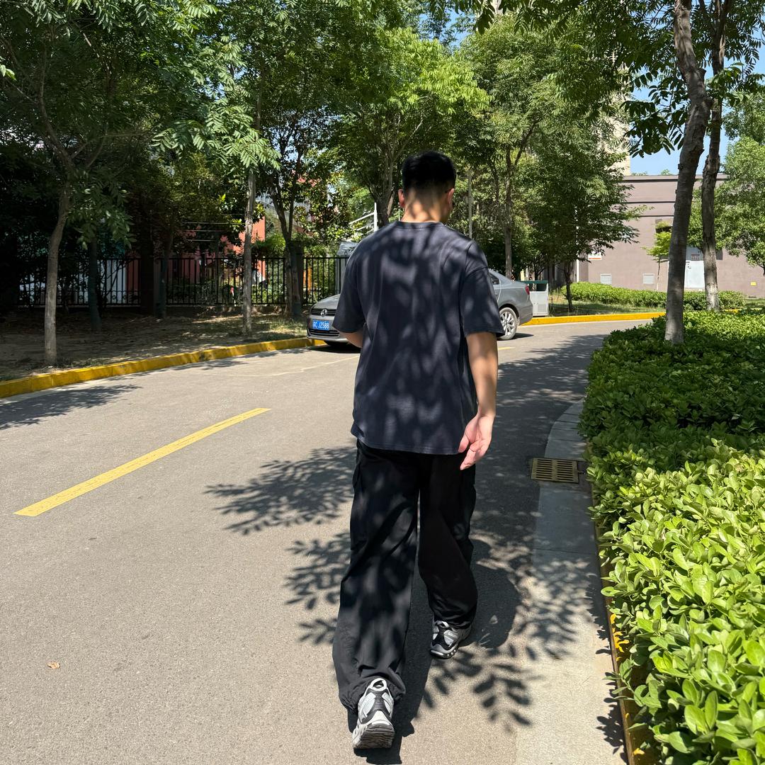 跑刀挣钱给媳妇买好吃的(三角洲行动）