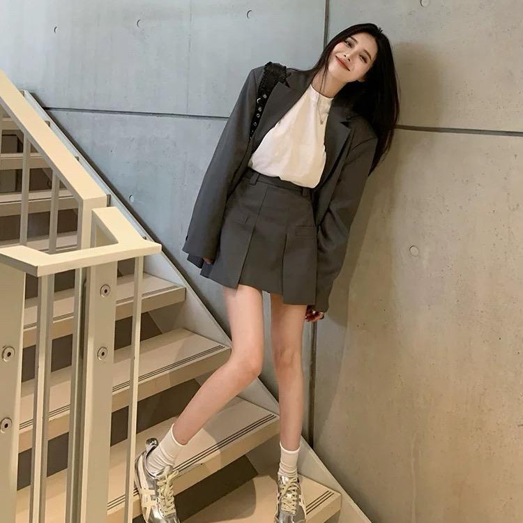 大月服饰号