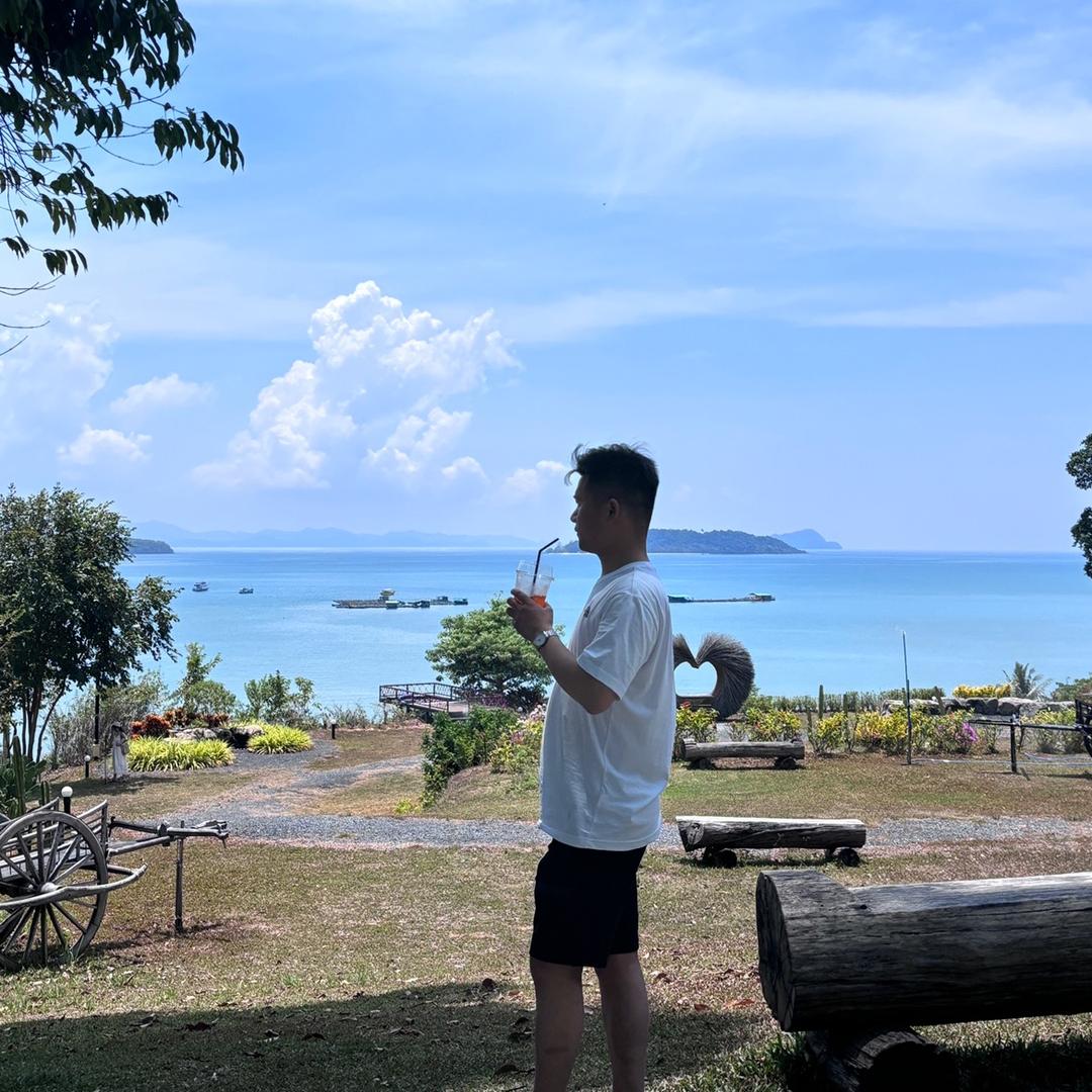 威宁滨海华府·邹亚