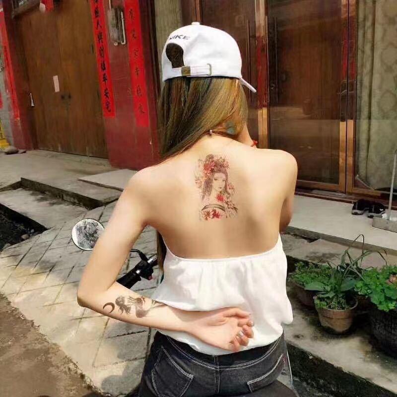 韦哪伊