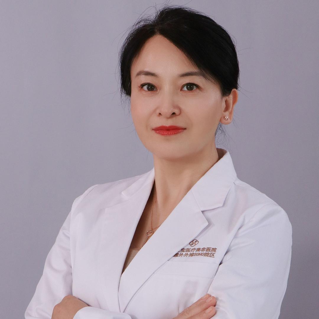 上海九院整形医生张群