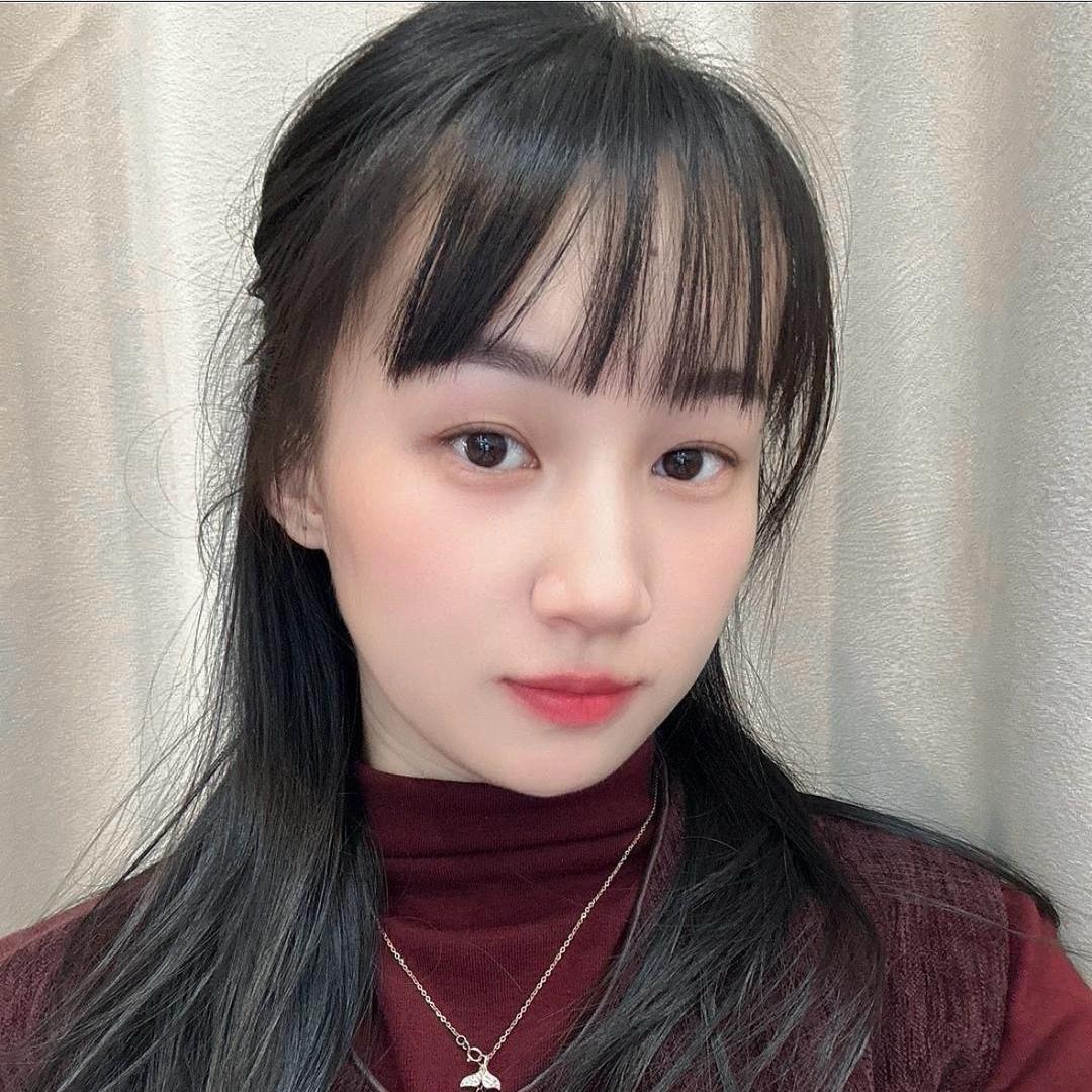 英英 🌸