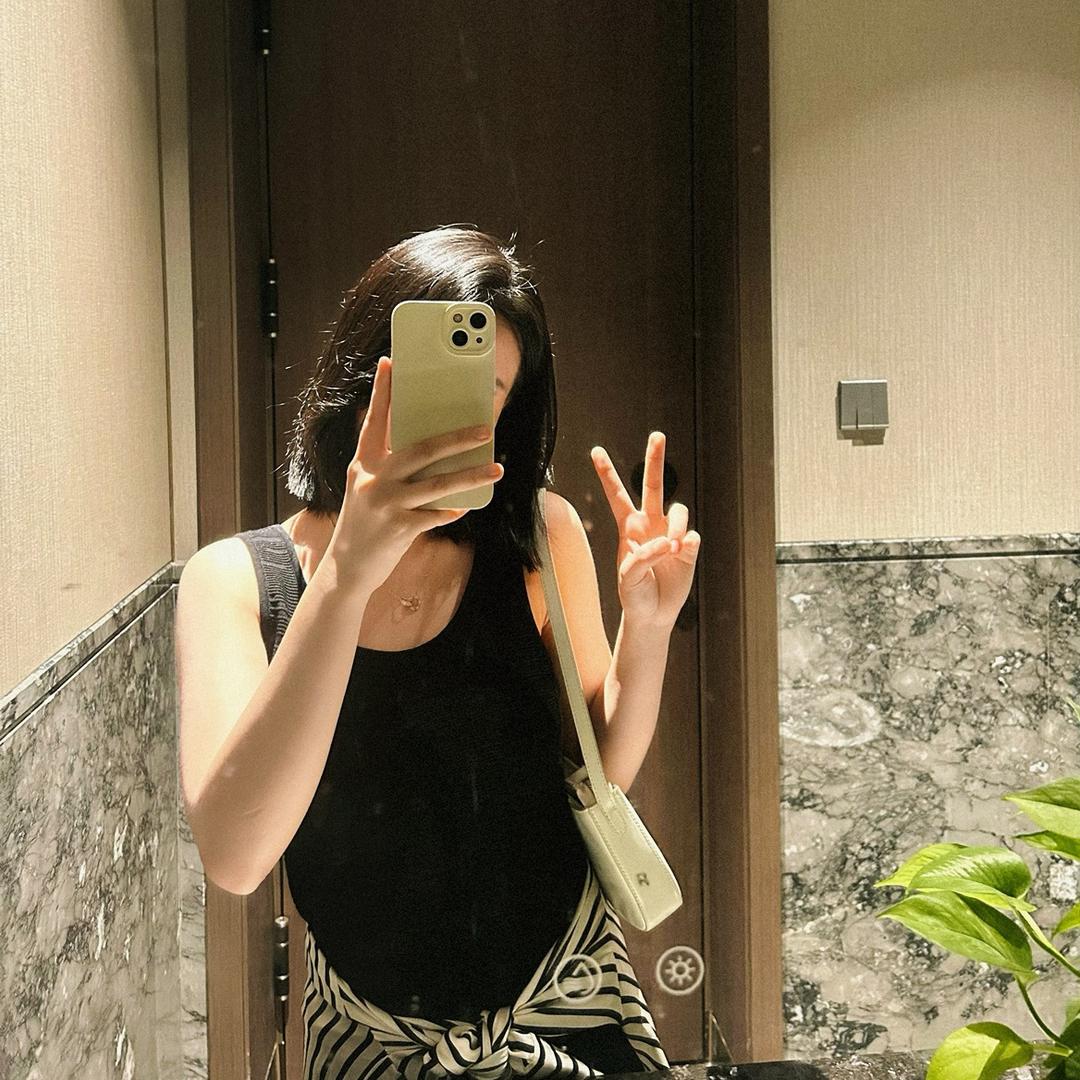 莎莎女装服饰厂