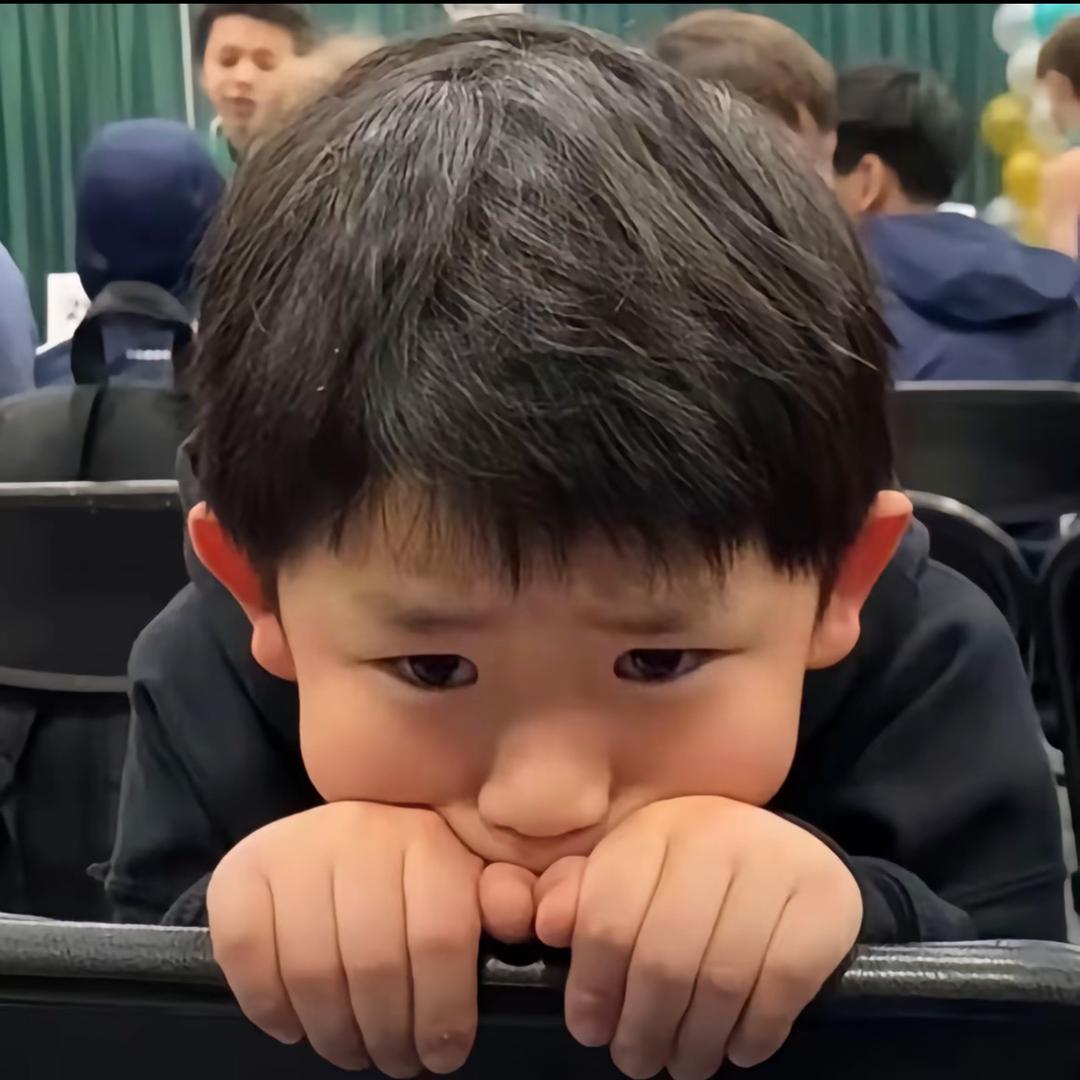 ，你压到我腿毛了