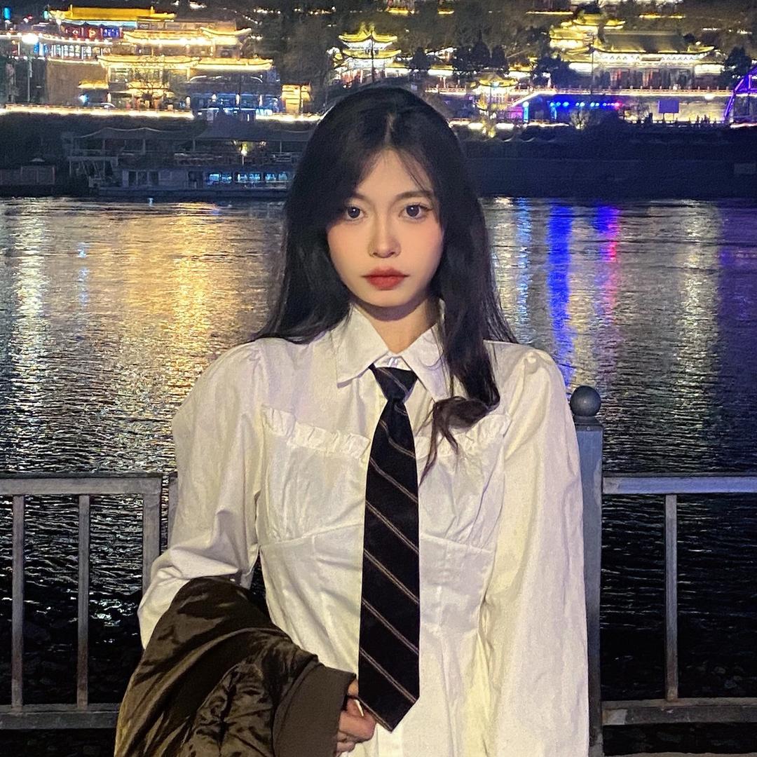 娜娜.