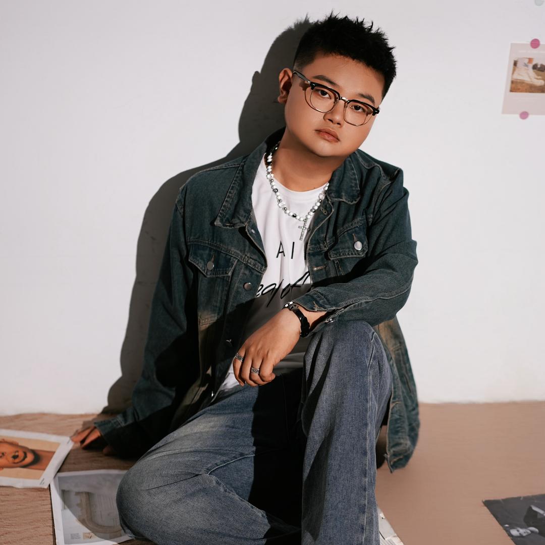 小刘想要按时睡觉