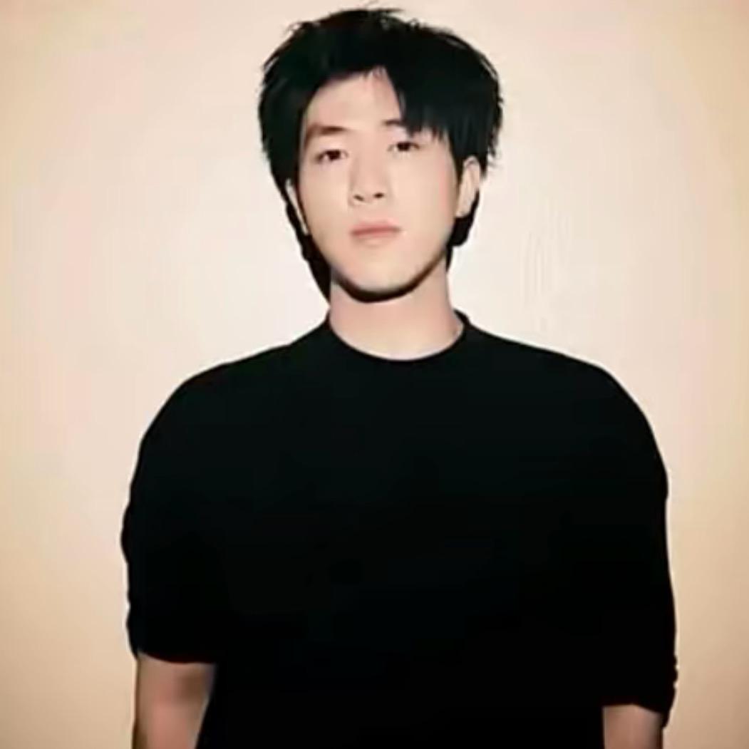 李 瑞