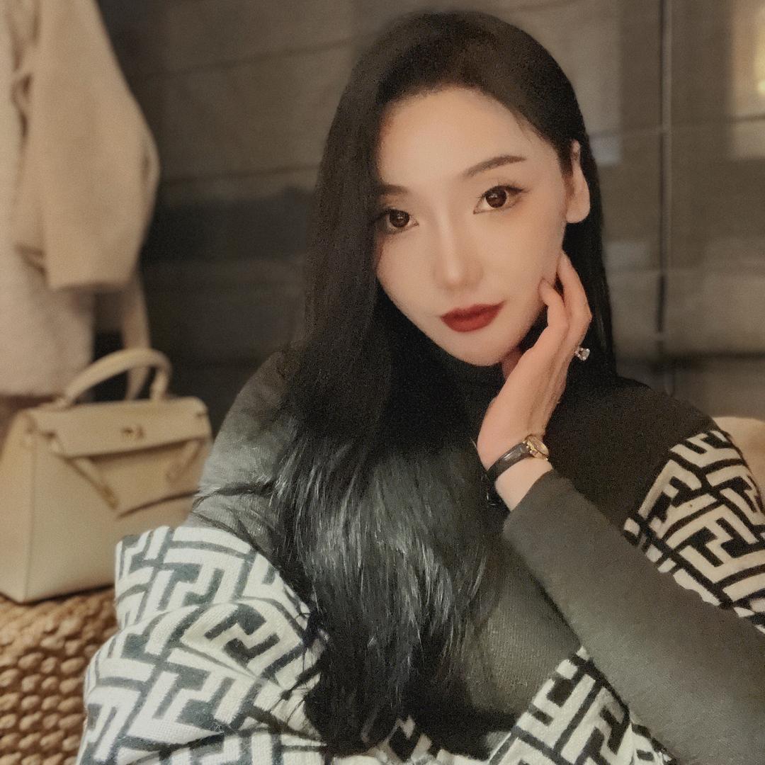 灿灿亿品女装