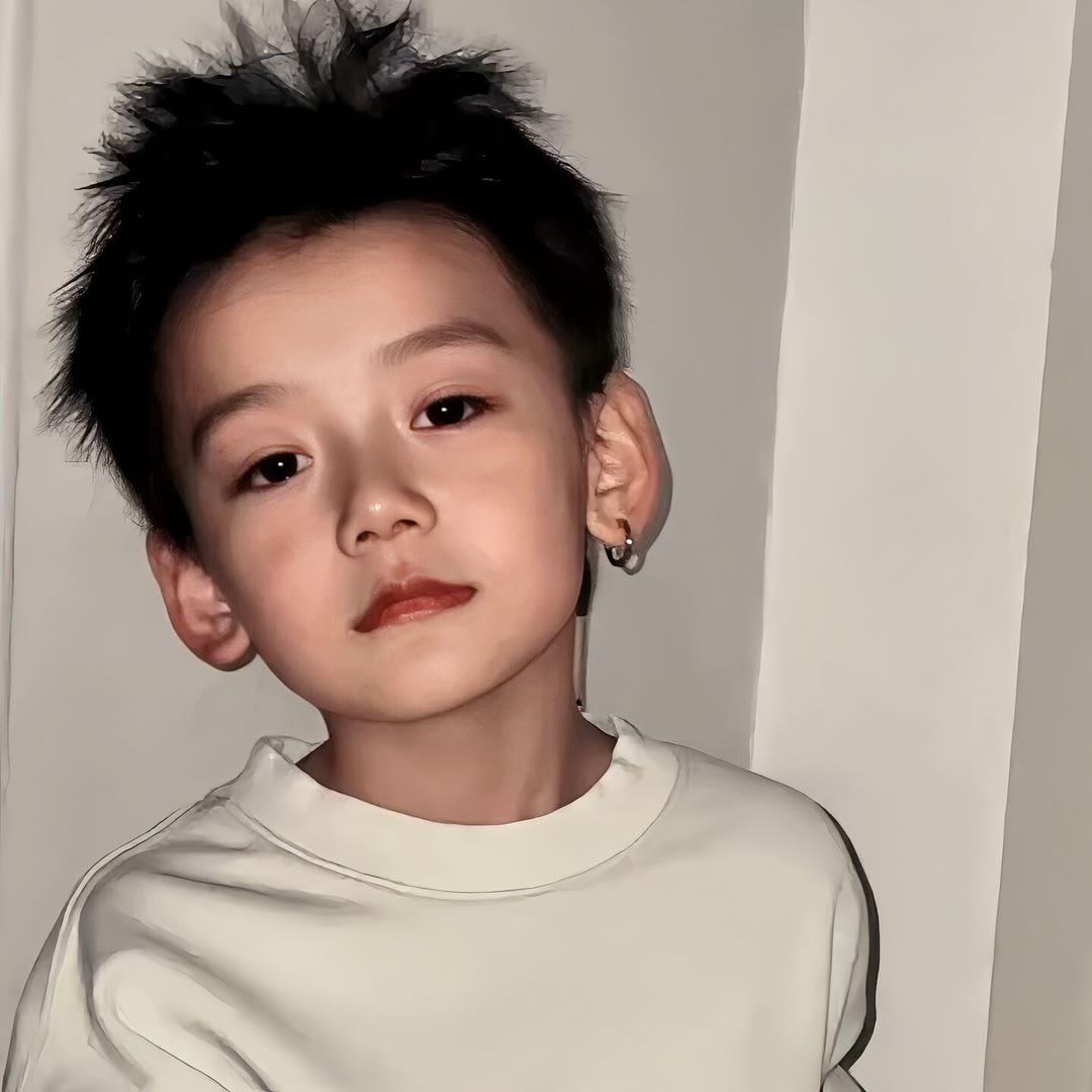 V、蜡笔小新