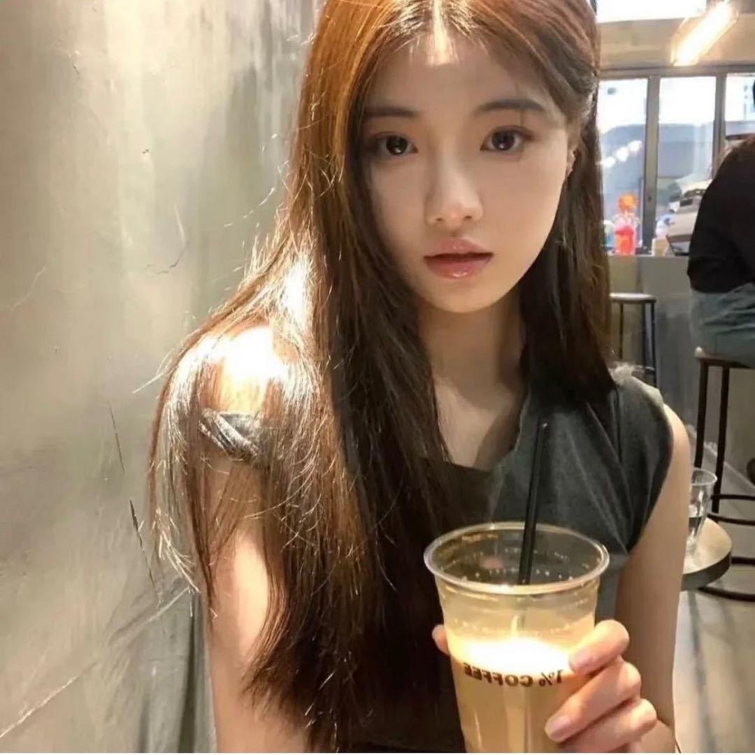 丝绒蕠语女装