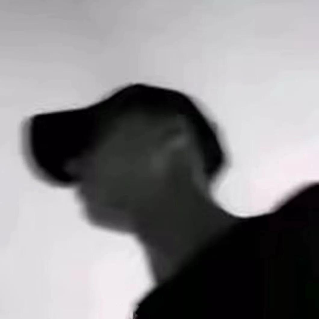 李胖胖.