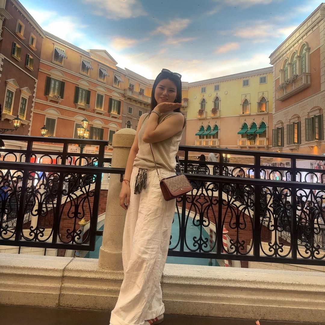 小婷🦋