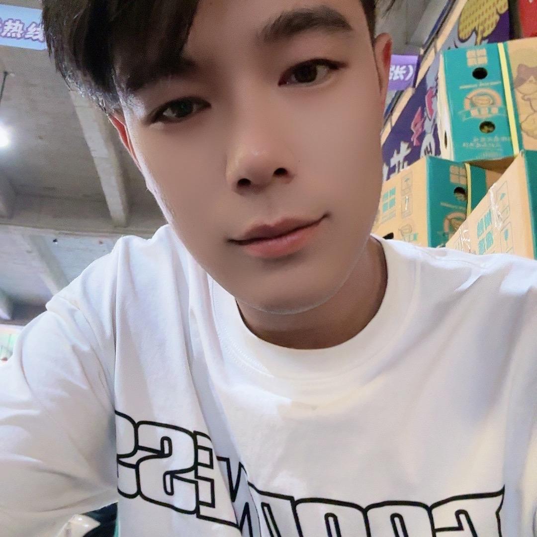 嘉兴源宝果业贾小亮