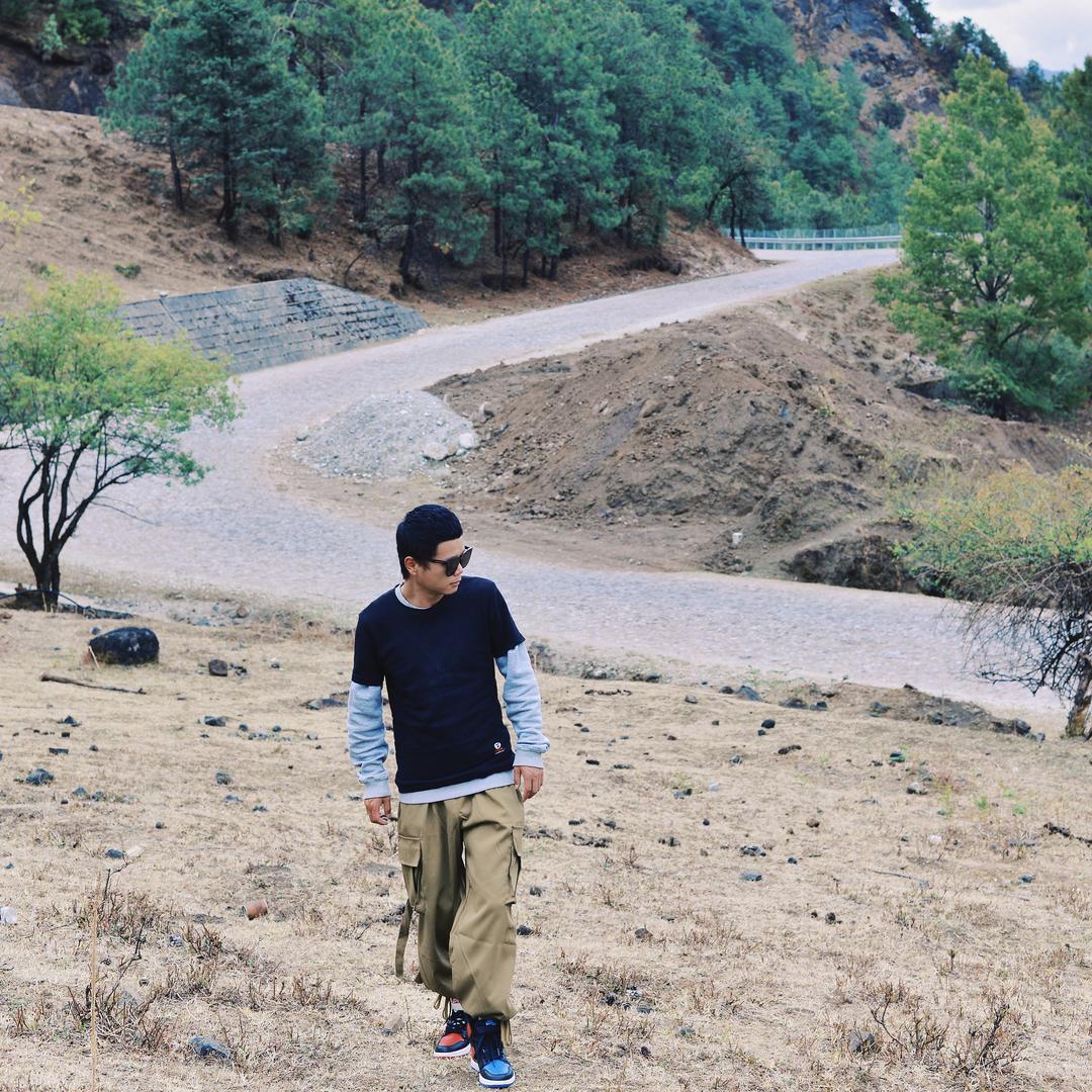 村里来的摄影师