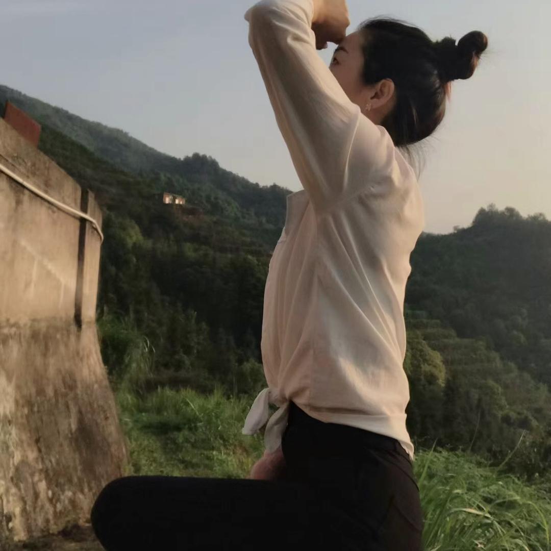 你好 明天💋