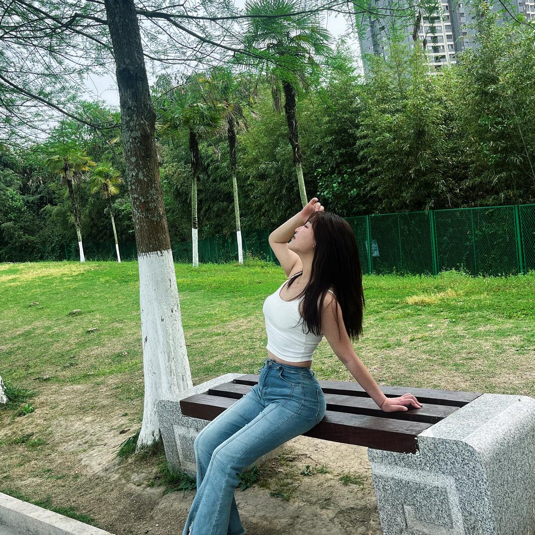 潘潘