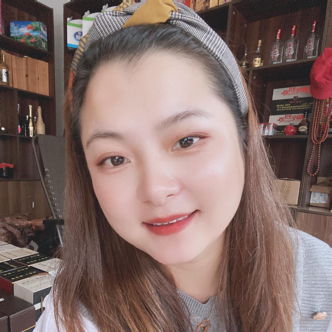 卖特产的小邓