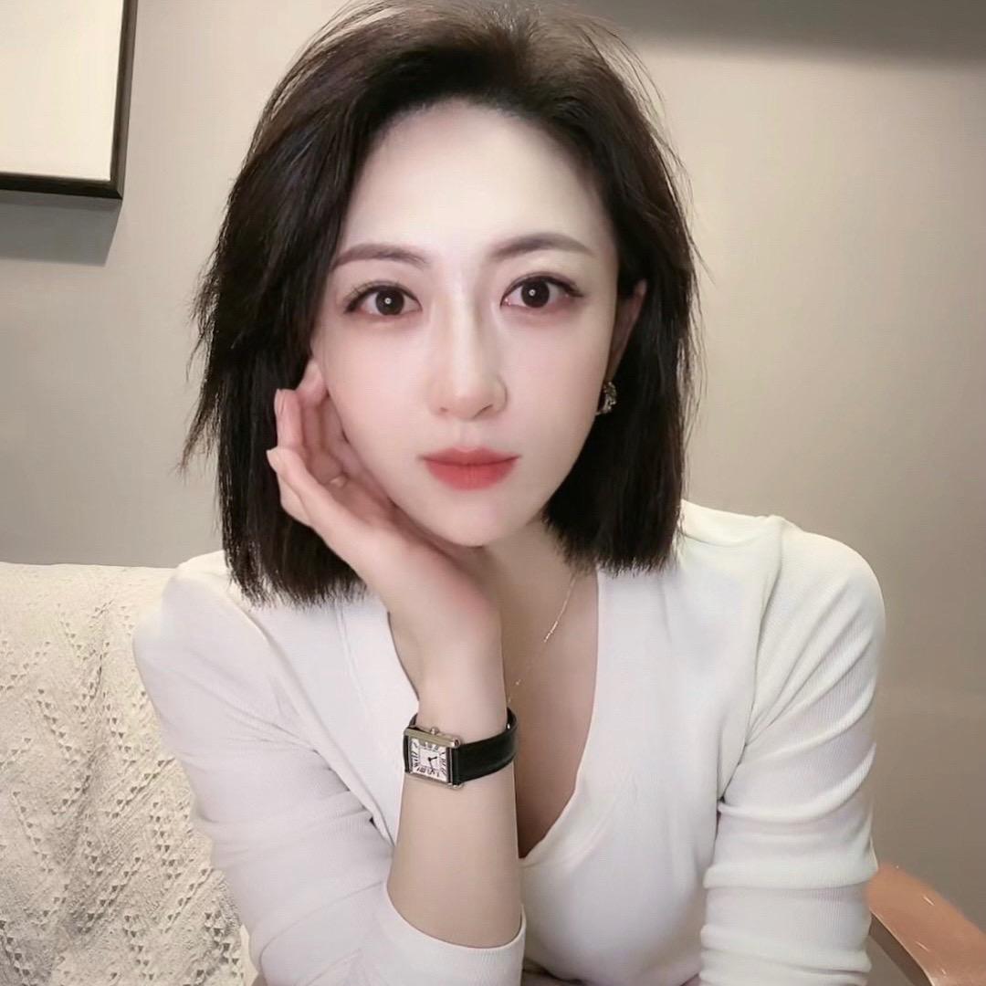 依依