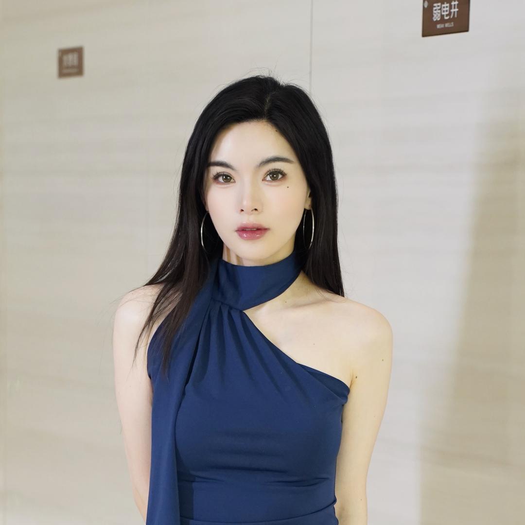 Cici 梁佰万（变美版）