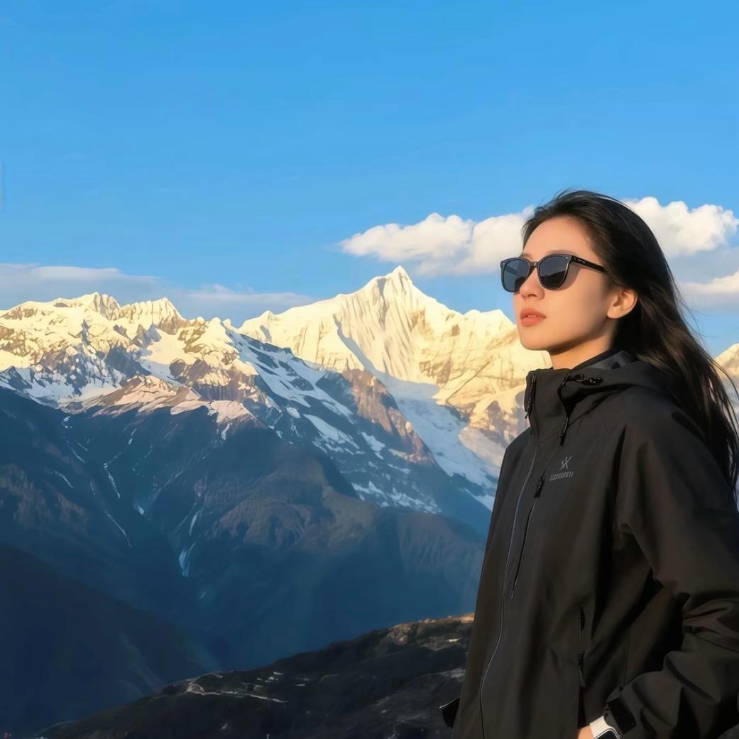 别捏我脸ˡᵃʕ•̫͡•ʔ