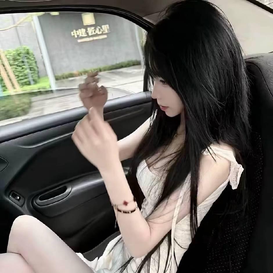 初见^