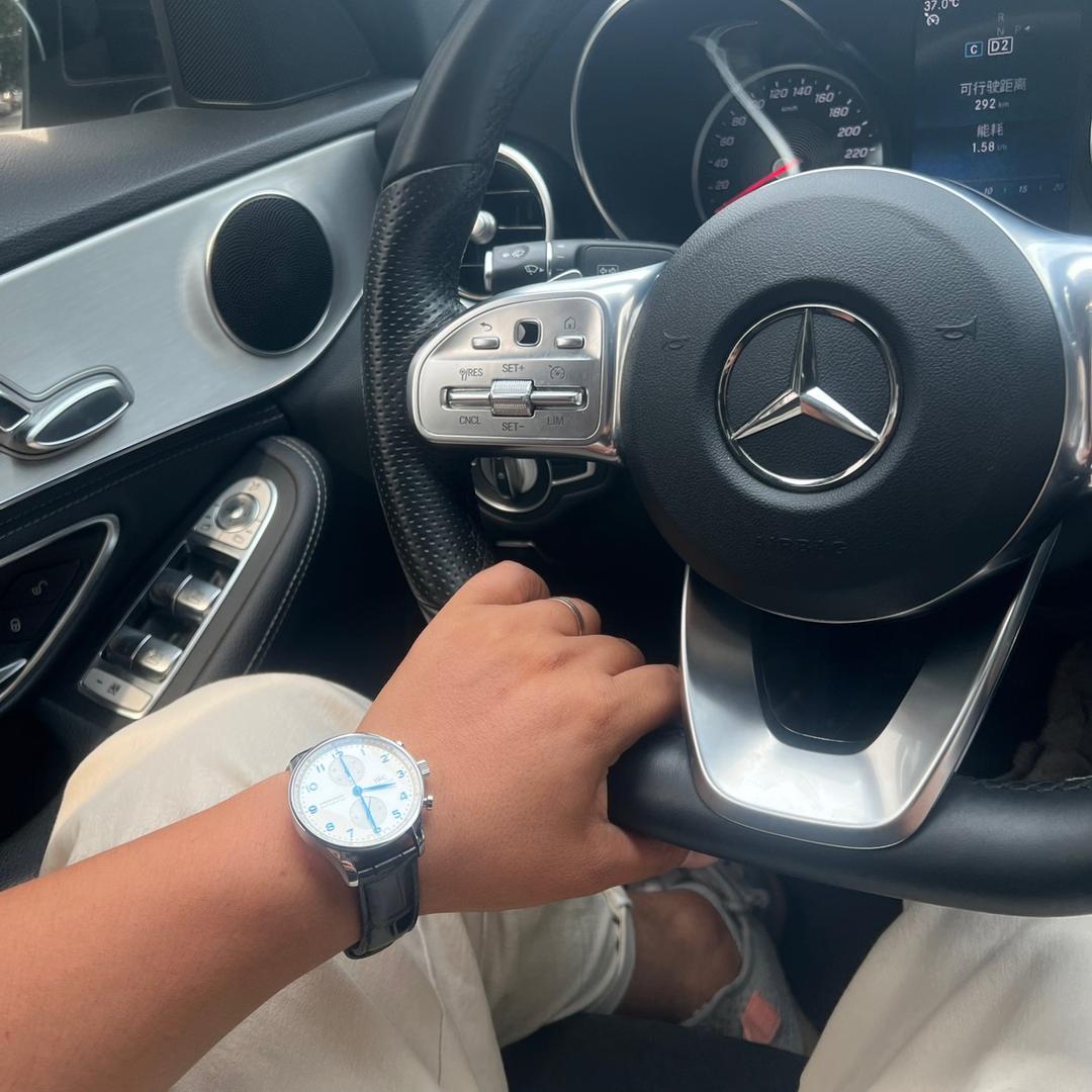 @爱路亚的w空军