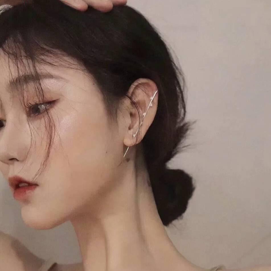 @孔
