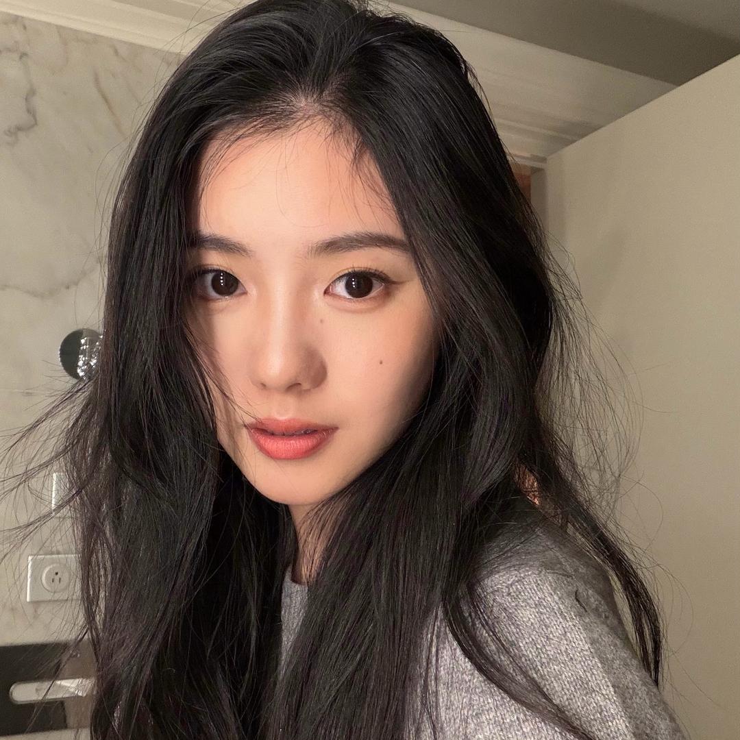 外表很正常心里想发疯的癫婆