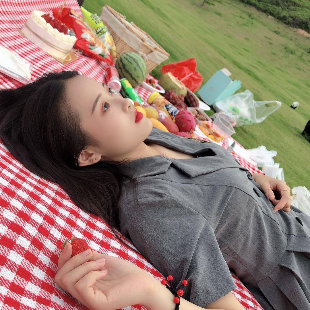 草莓酱🍓头像