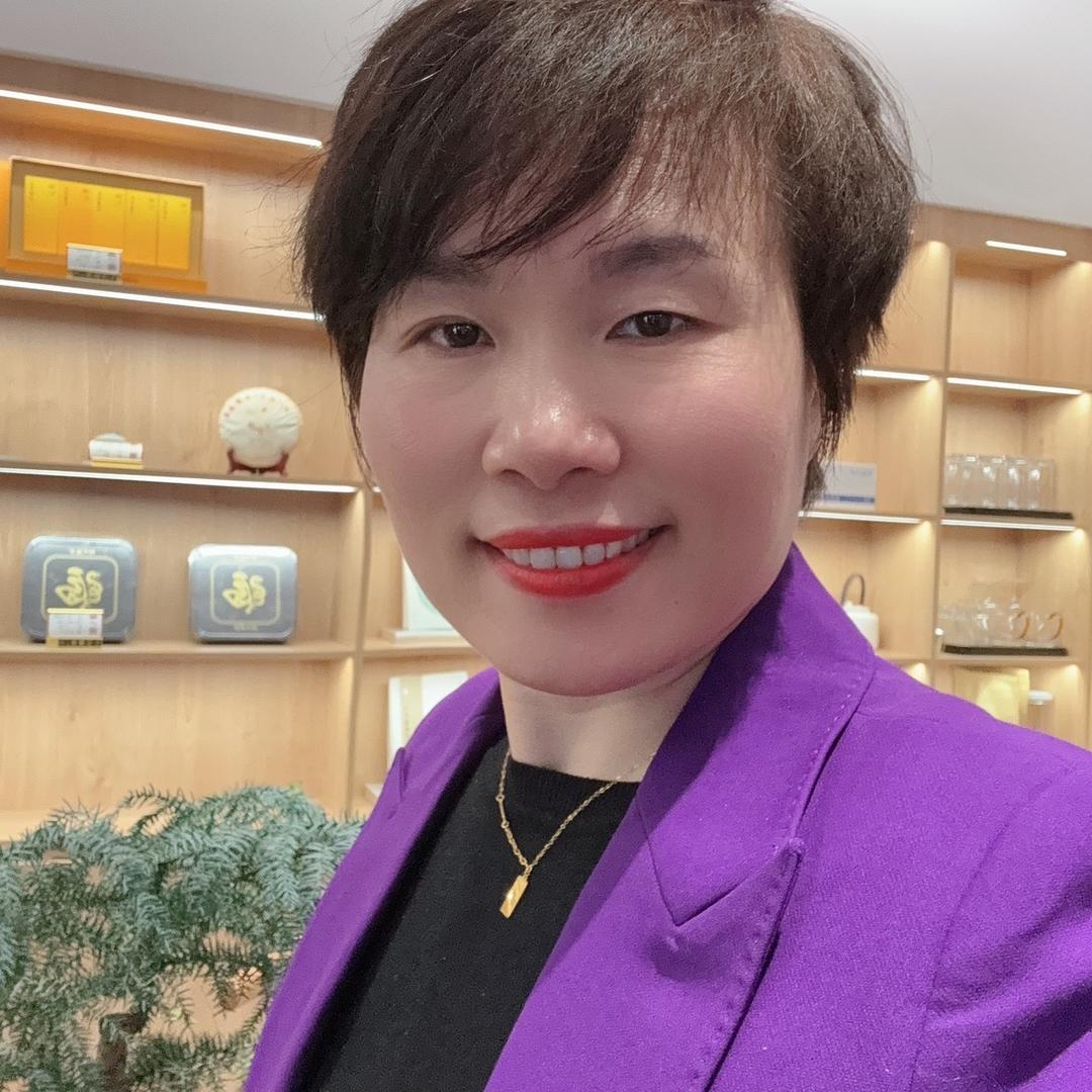 何红英