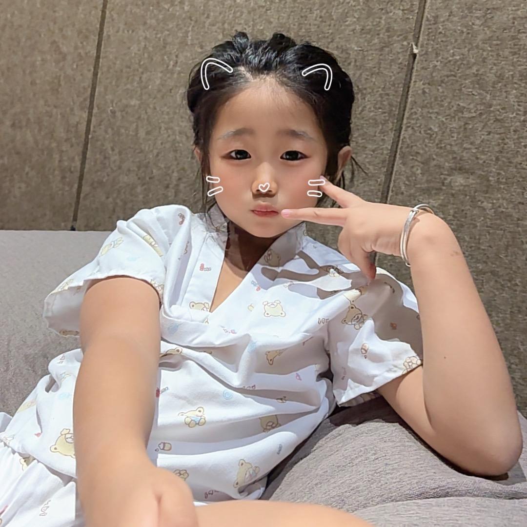 🌈爱跳舞的依晨～