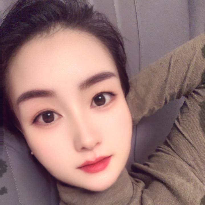 新时代二楼彩头羊男装