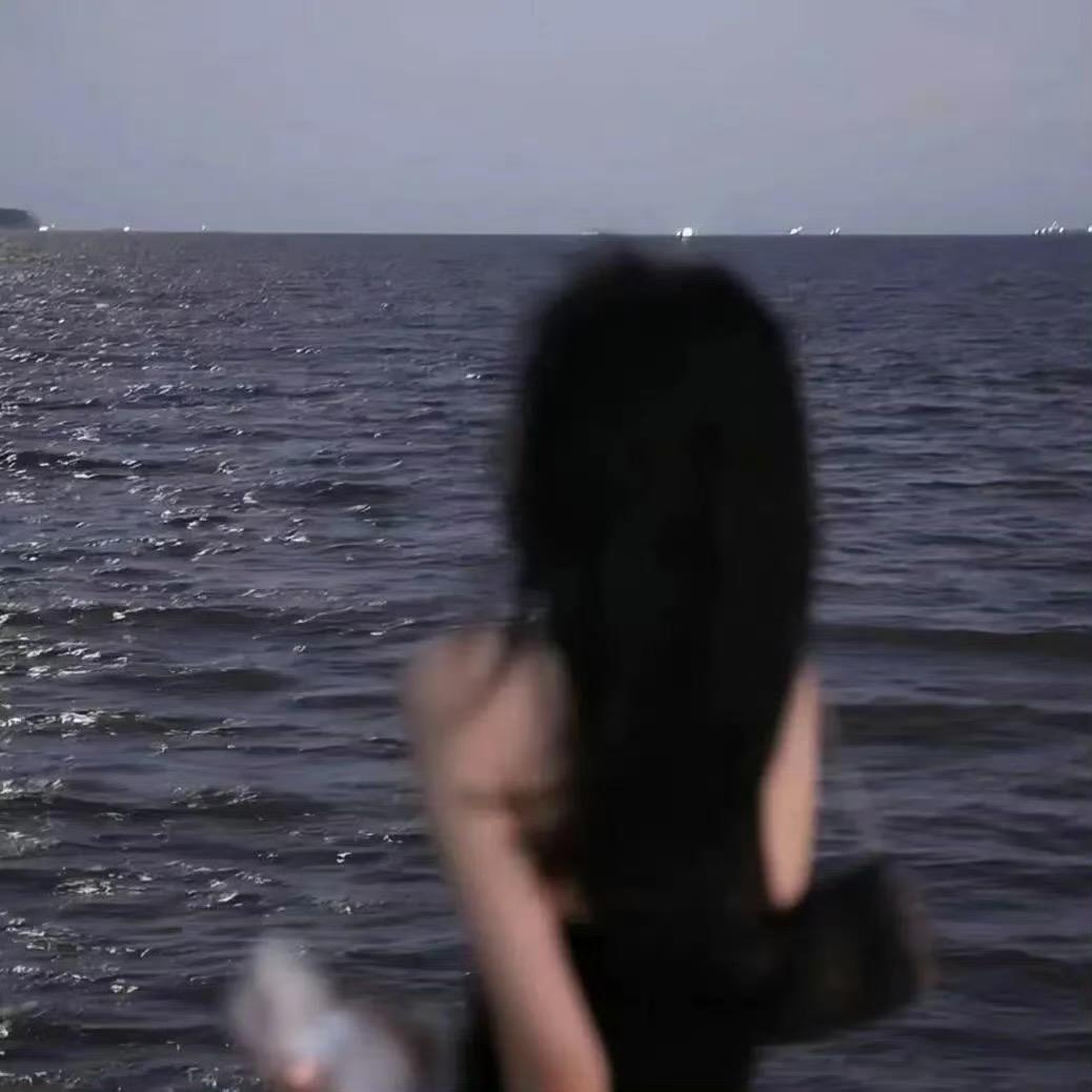 💔ꦿ໊秋风᭄🕊与你᭄ꦿᩚ٭