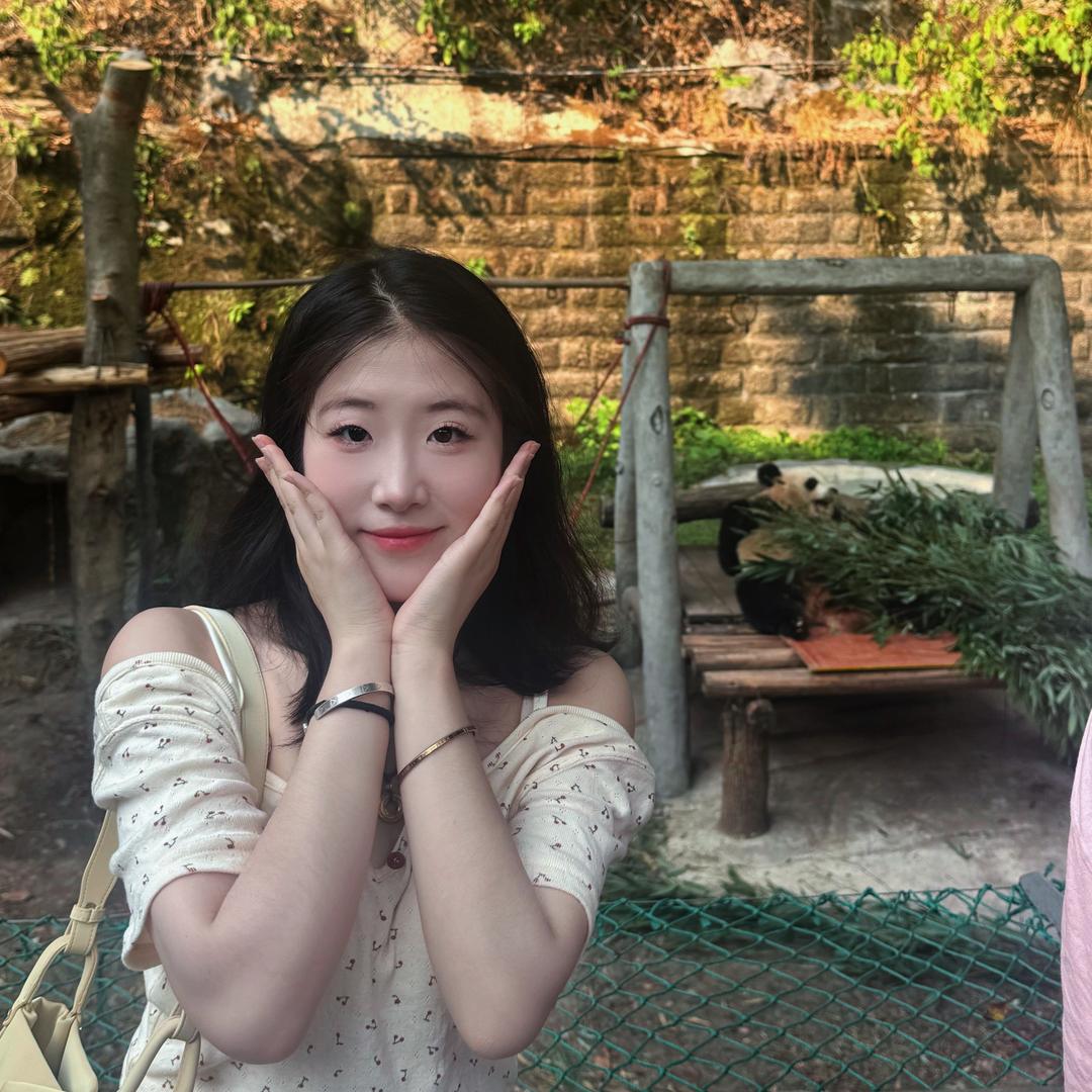 摸摸豆包儿～🐱