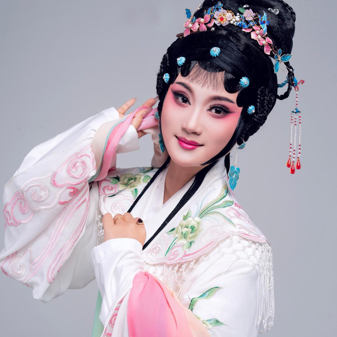 九儿杠杠店铺