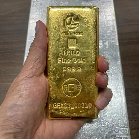 深圳港鑫珠宝