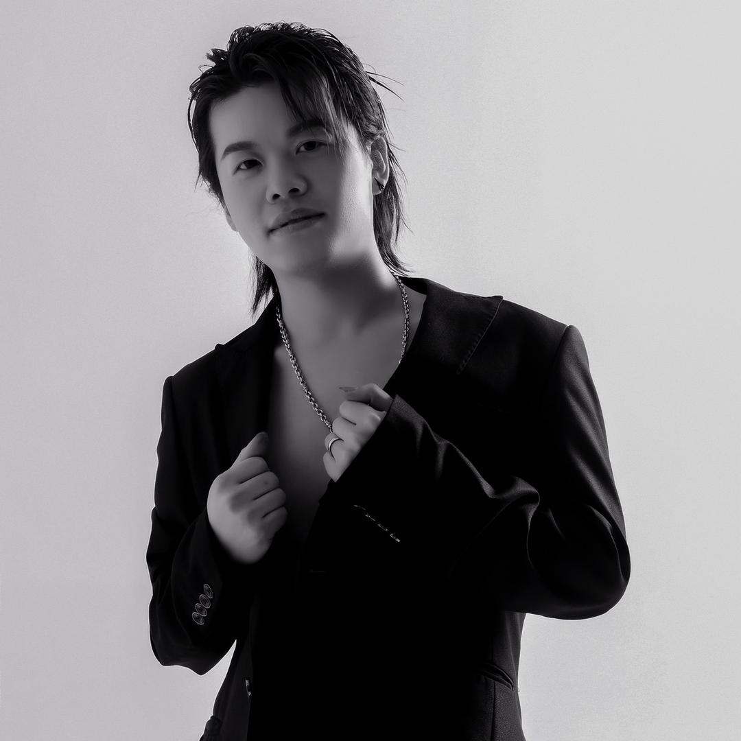 六安派尔美发小宇发型定制