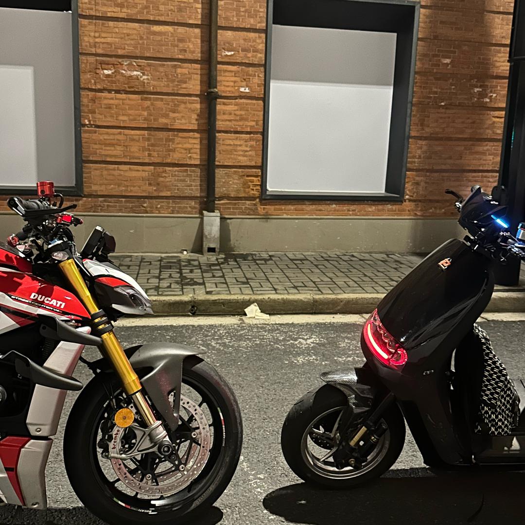 渣渣辉!