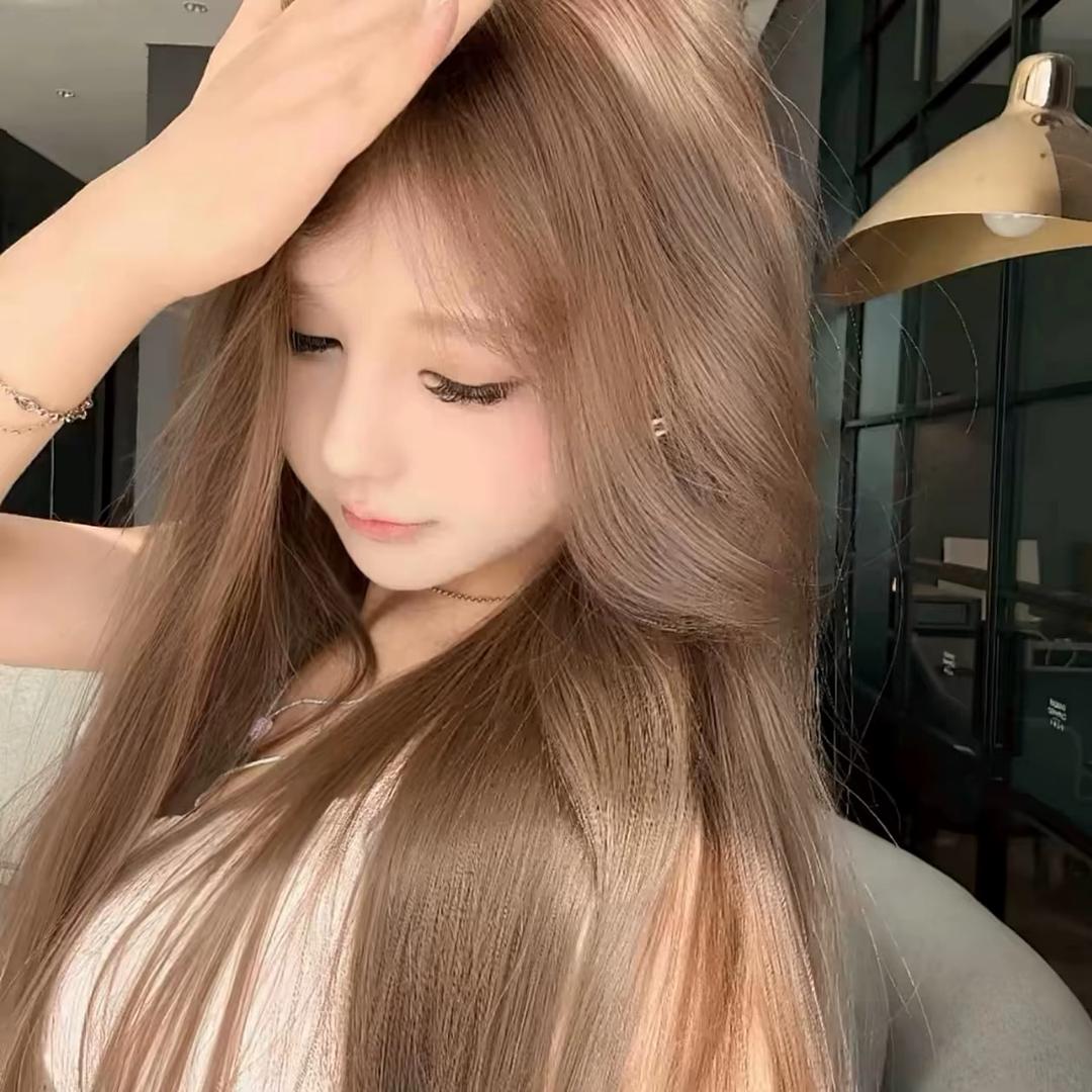 张 敏儿.