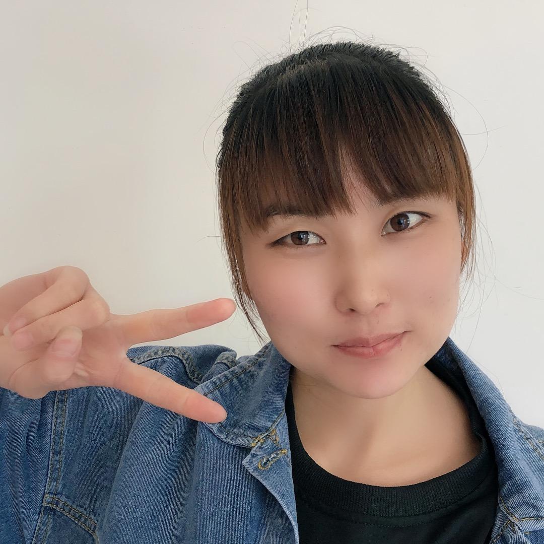 @彩彩