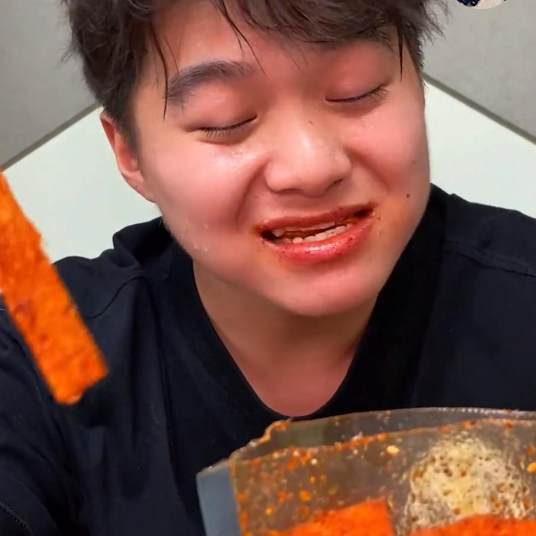 用户🧚🏻‍♂️💅